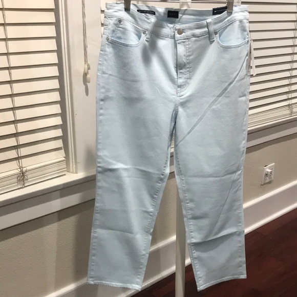 Talbots women Straight Leg Crop Jean At Waits Size 14 Baby BluebColor - Picture 2 of 10